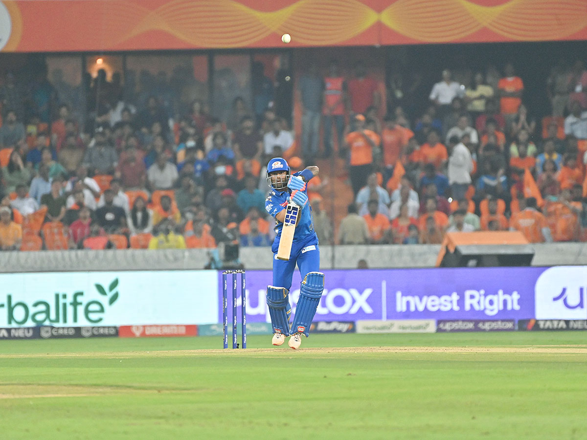 IPL_202023_20Match_20Between_20SRH_20And_20MI_20In_20Uppal_20Stadium_20Hyderabad_40.jpg 39