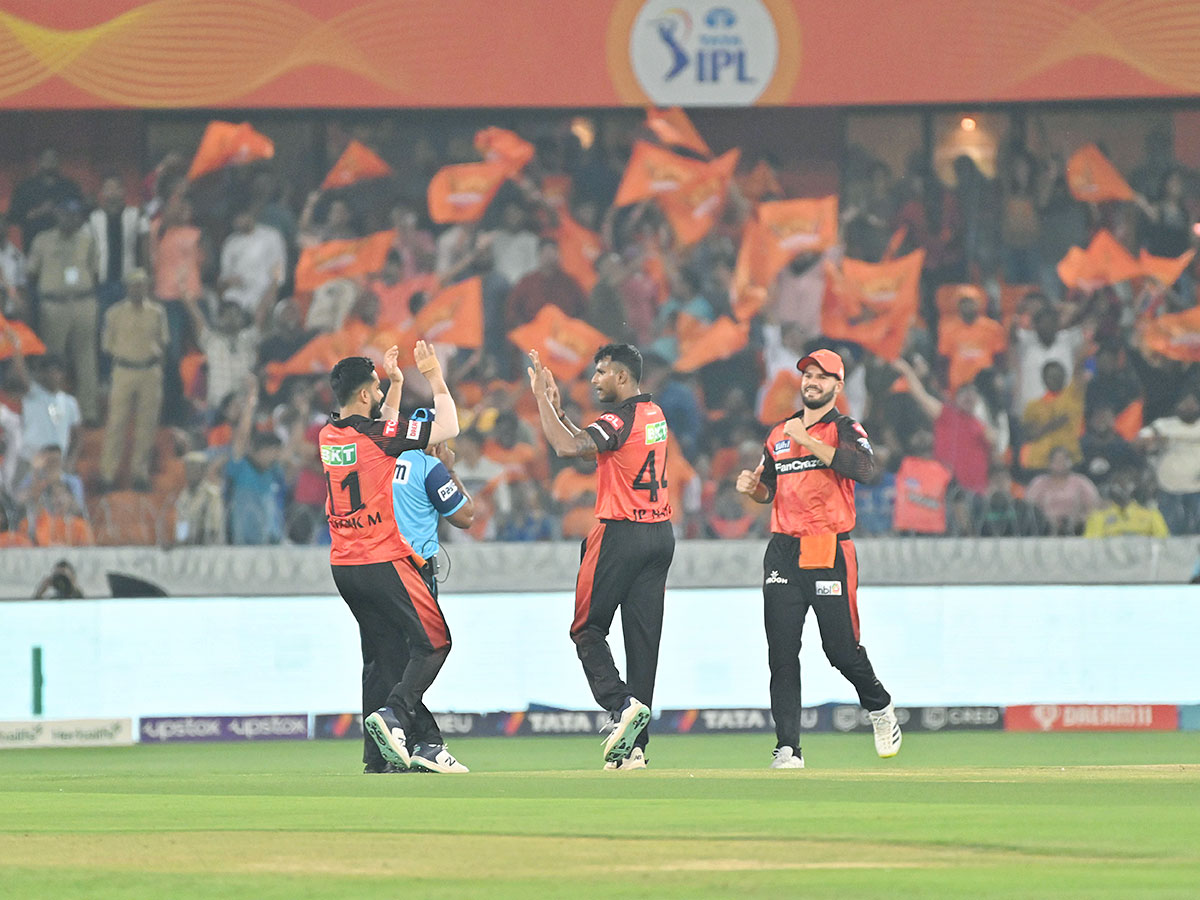 IPL_202023_20Match_20Between_20SRH_20And_20MI_20In_20Uppal_20Stadium_20Hyderabad_43.jpg 42