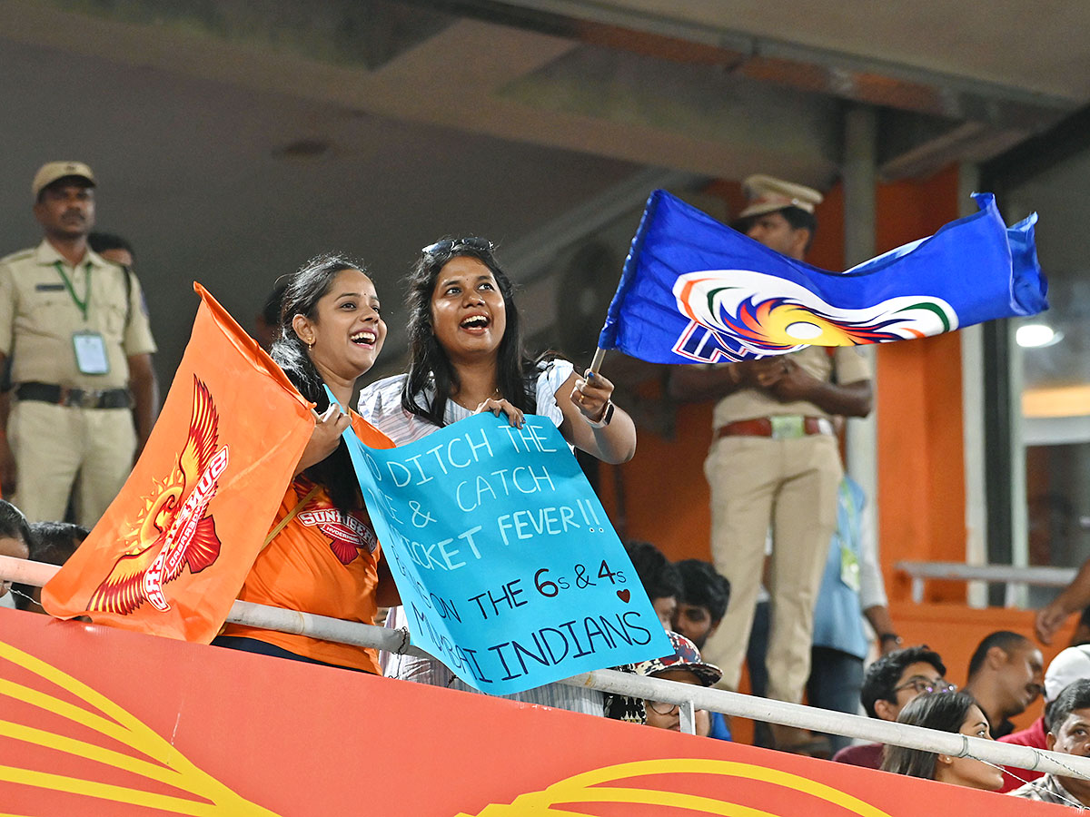 IPL_202023_20Match_20Between_20SRH_20And_20MI_20In_20Uppal_20Stadium_20Hyderabad_58.jpg 55