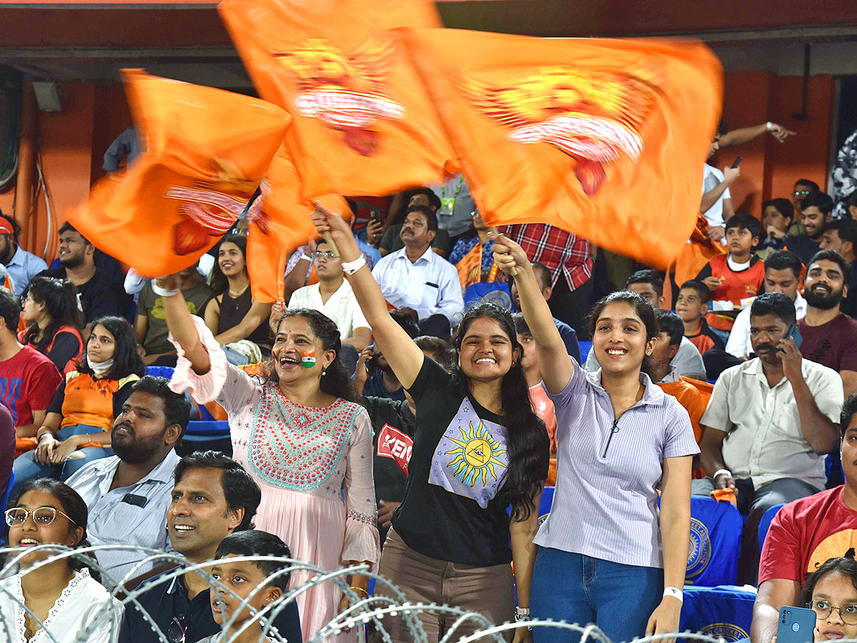 IPL_202023_20Match_20Between_20SRH_20And_20MI_20In_20Uppal_20Stadium_20Hyderabad_6.jpg 6