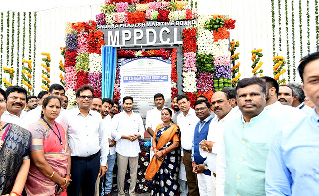 cm-ys-jagan.jpg_1.jpg
