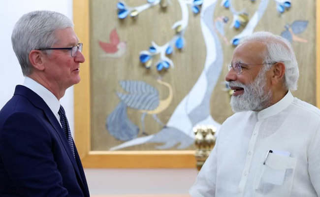 timcook_Modi.jpg