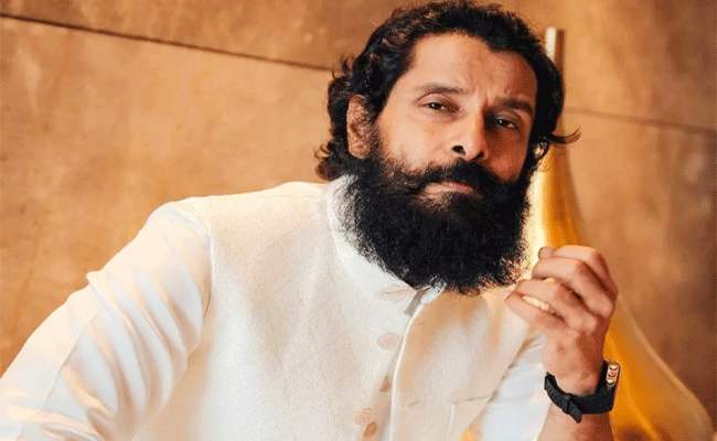 chiyaan-vikram.gif