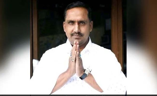 minister.jpg