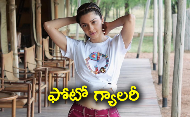 Vedhika_01.jpg