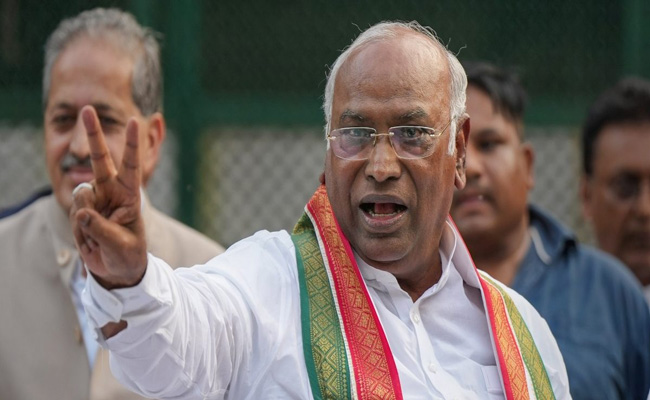 kharge.jpg