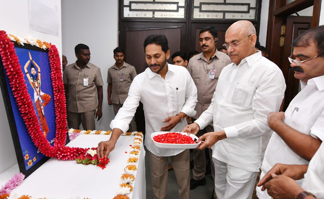 CM_20YS_20Jagan_02.jpg