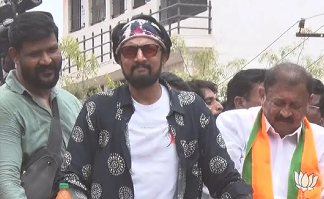 Kichcha_Sudeep_BJP_Campaign.jpg