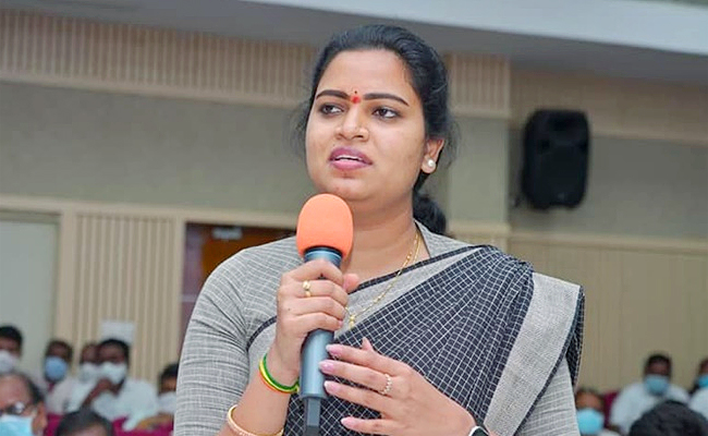 vidadala-rajini.jpg