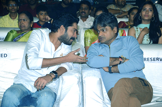 Allari_20Naresh_20Ugram_20Movie_20Pre_20Release_20Event-17.jpg 17