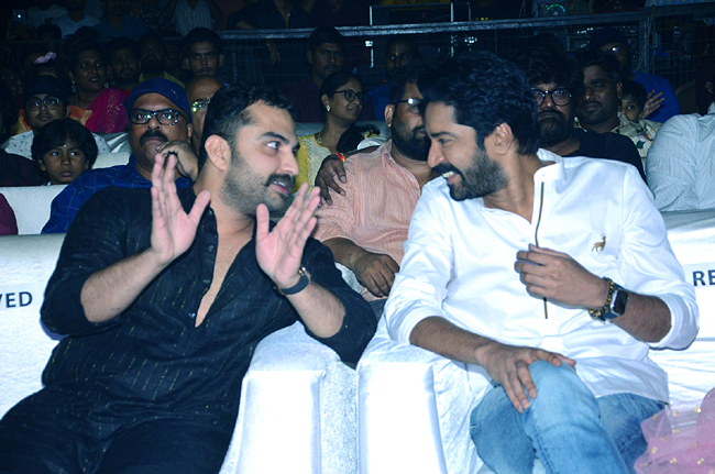 Allari_20Naresh_20Ugram_20Movie_20Pre_20Release_20Event-2.jpg 2