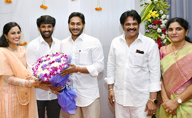 CM-Ys-jagan9.jpg