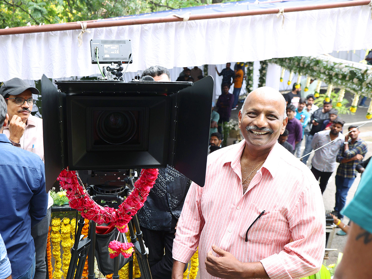 Vijay_20Deverakonda_20New_20Movie_20opening_20Photos_2.jpg 3