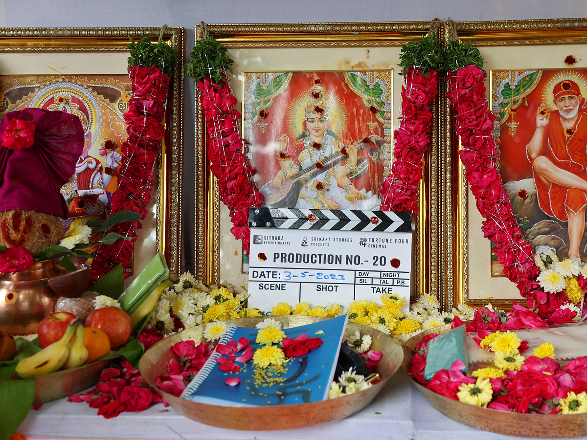 Vijay_20Deverakonda_20New_20Movie_20opening_20Photos_5.jpg 6