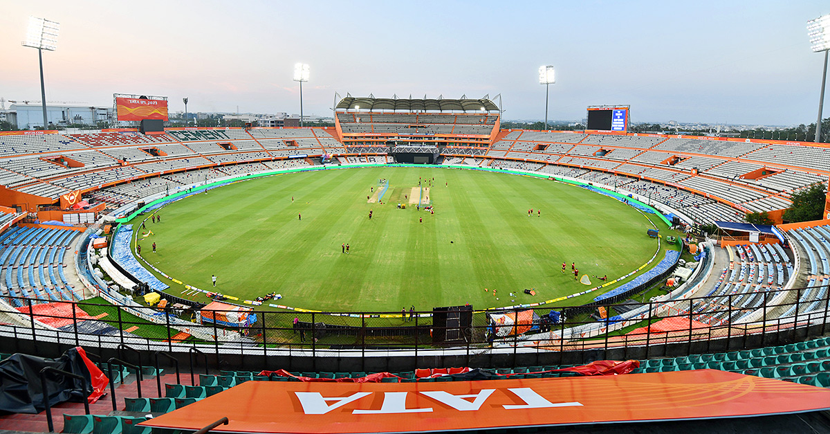 SRHvsKKR_20Players_20Practice_20In_20Uppal_20Stadium-5.jpg 5