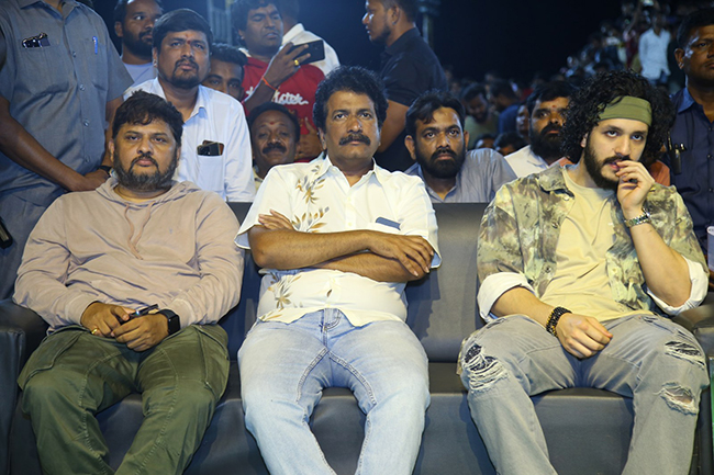 agent_20pre_20release_20event_20in_20warangal-10.jpg 11