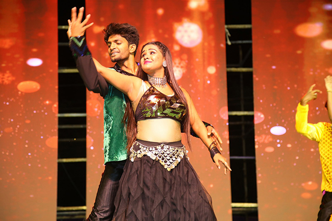 agent_20pre_20release_20event_20in_20warangal-15.jpg 16