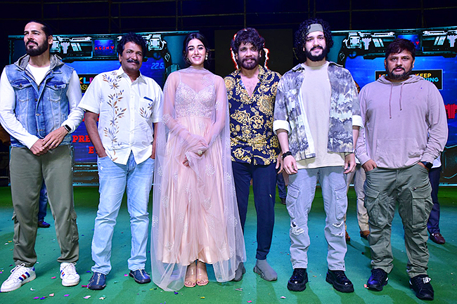 agent_20pre_20release_20event_20in_20warangal-2.jpg 3