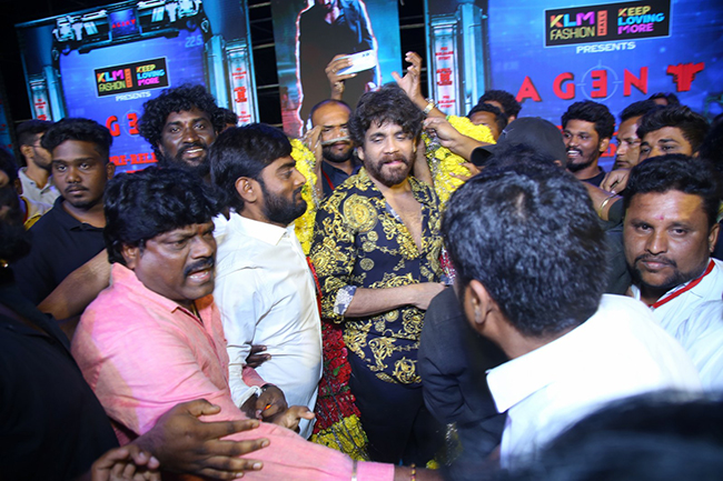 agent_20pre_20release_20event_20in_20warangal-30.jpg 31