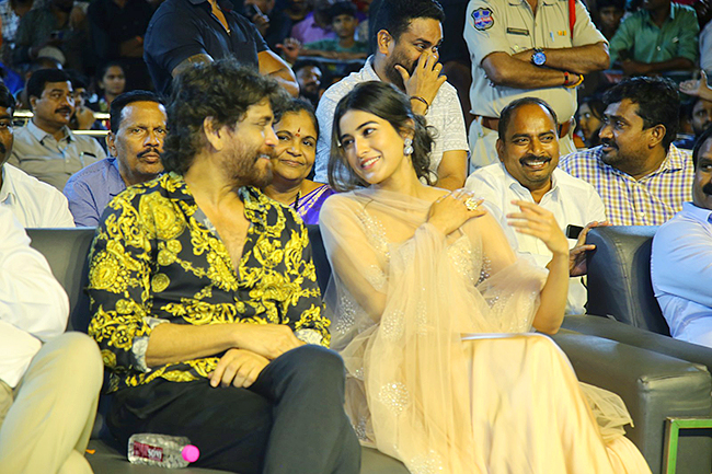 agent_20pre_20release_20event_20in_20warangal-4.jpg 5