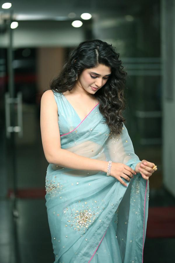 krithi_20shetty_20latest_20images-5.jpg 5