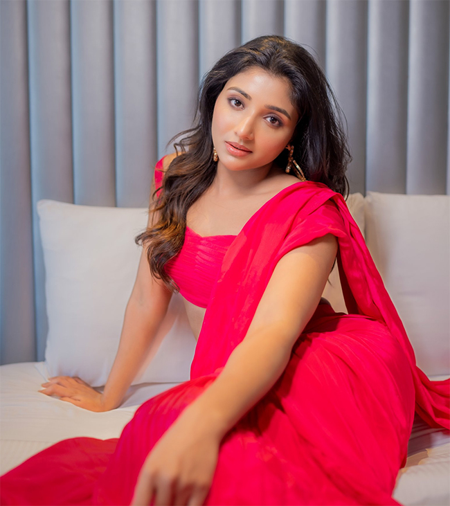 Actress_20Mirnaa_20Menon_20Pictures-6.jpg 6