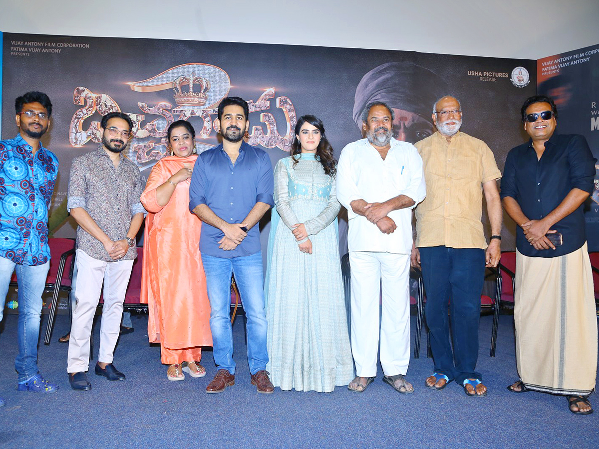 Bichagadu_202_20Press_20Meet_20Photos_5.jpg 5