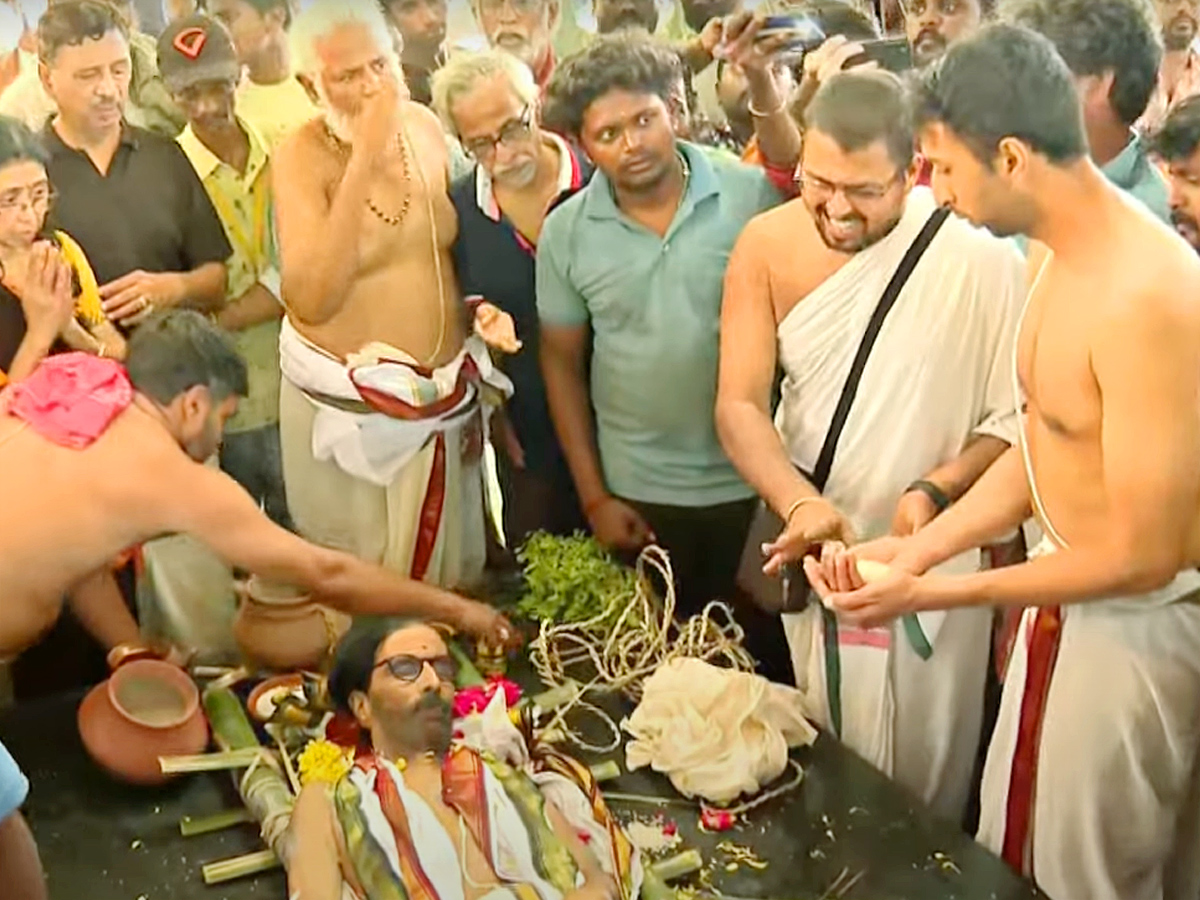 Manobala_20last_20rites_20Photos_5.jpg 6