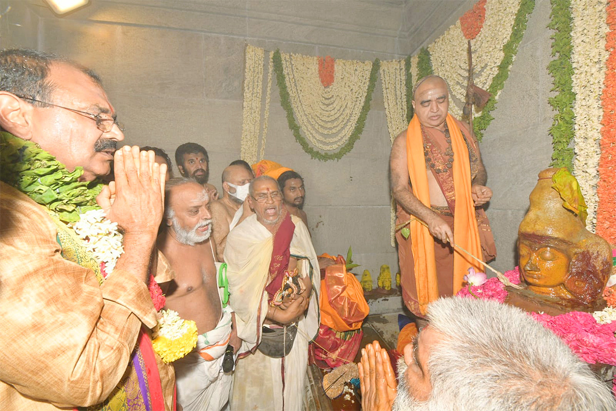 Tirupati_20Sri_20Tataiahgunta_20Gangamma_20Temple-2.jpg 2