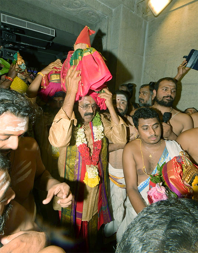 Tirupati_20Sri_20Tataiahgunta_20Gangamma_20Temple-9.jpg 9