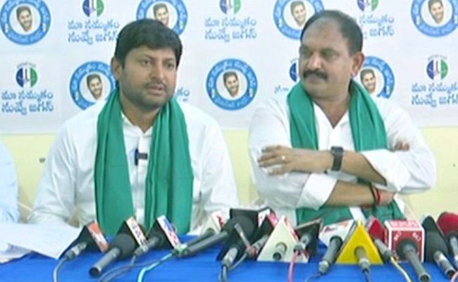 YSRCP-Leaders.jpg