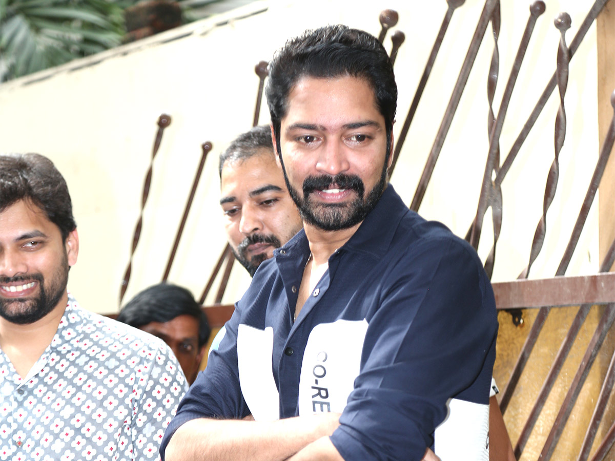 Allari_20Naresh_20Ugram_20Movie_20Success_20Celebrations_20Photos-21.jpg 21