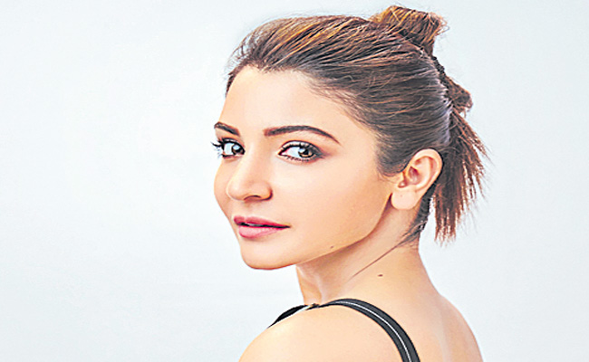 Anushka-Sharma.jpg