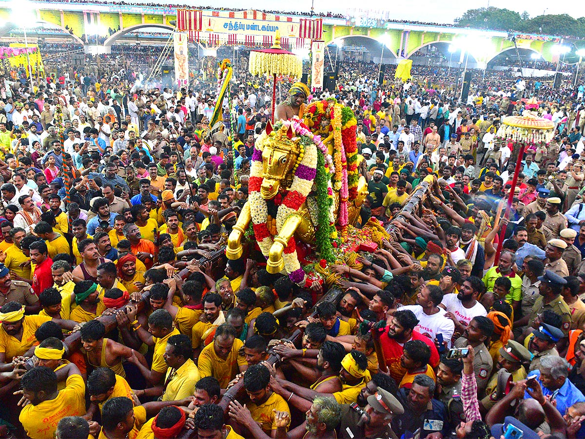Arulmigu_20Arunchalaeswarar_20Temple_20Pics-3.jpg 2