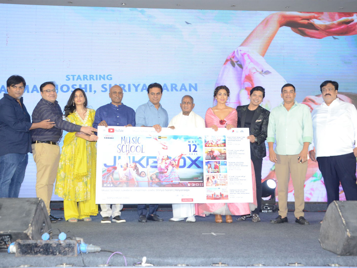 Music_20School_20Pre_20Release_20Event_20Pics-2.jpg 2
