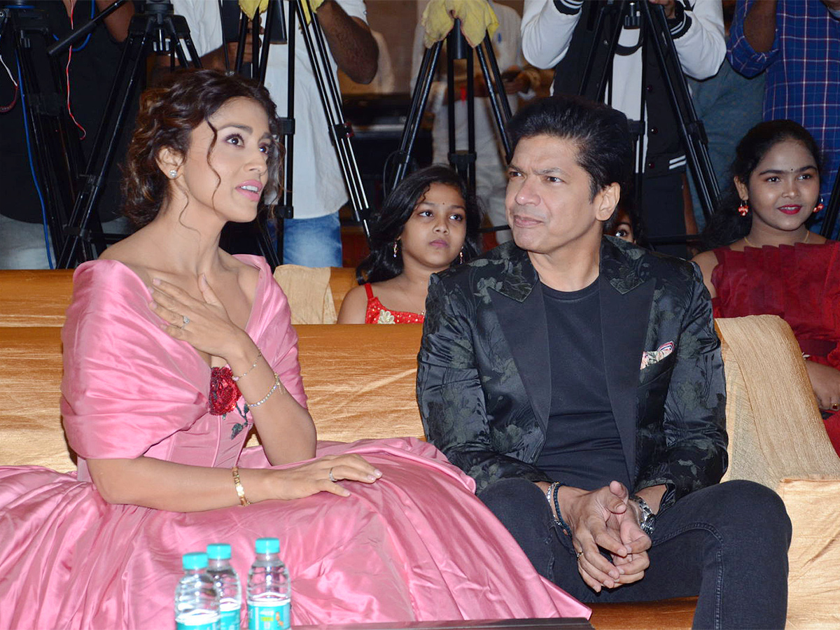 Music_20School_20Pre_20Release_20Event_20Pics-9.jpg 9