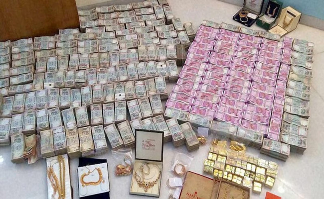 karnataka-_2C-it-raids.jpg