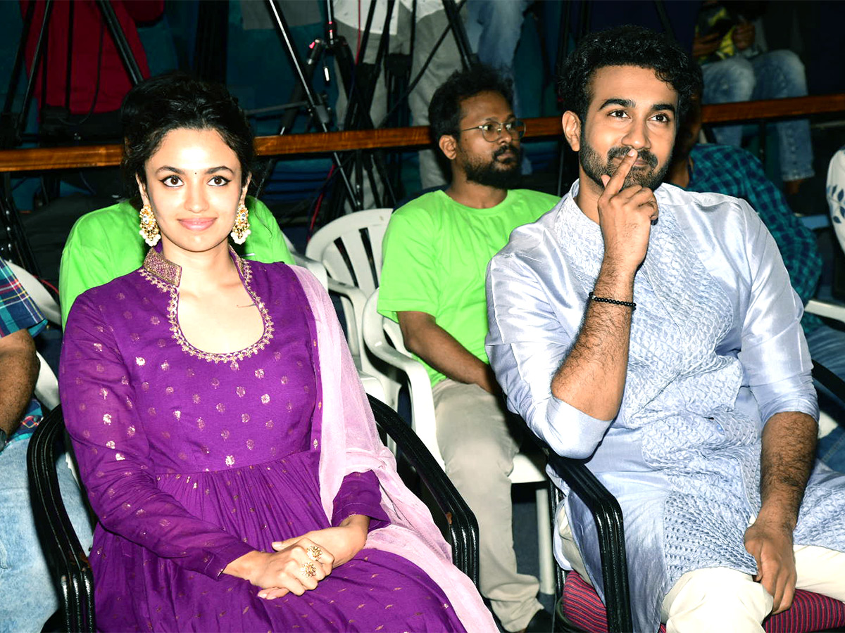 Anni_20Manchi_20Sakunamule_20Movie_20Song_20Launch-2.jpg 2