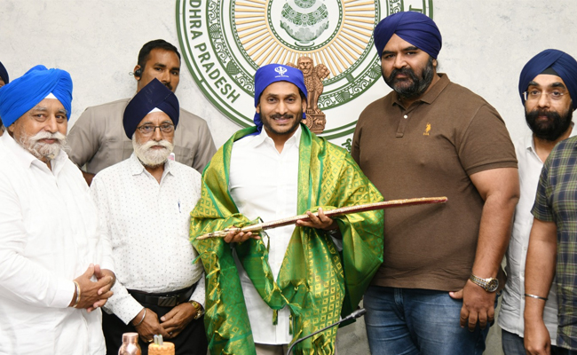 cm-ys-jagan-sikh-01.jpg