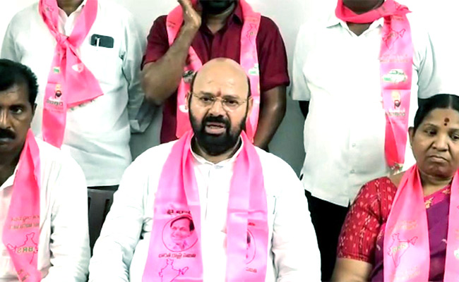 MLA-Muthireddy-Yadagiri-Reddy.jpg3_.jpg