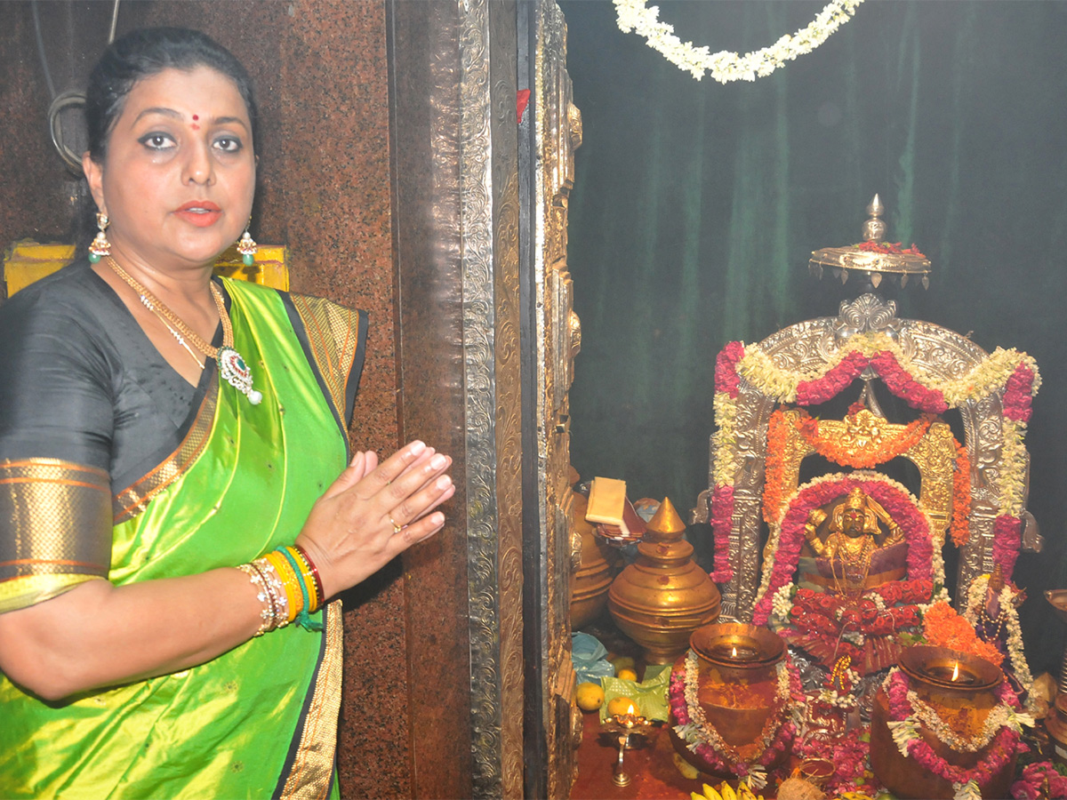 Women_20Special_20Park_20in_20Vizianagaram_20Pics_20-7.jpg 7