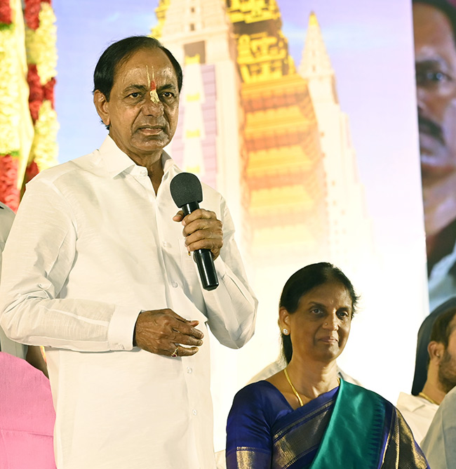 inaugurating_20The_20SriKrishna_20Temple_20in_20Hyderabad-20.jpg 20