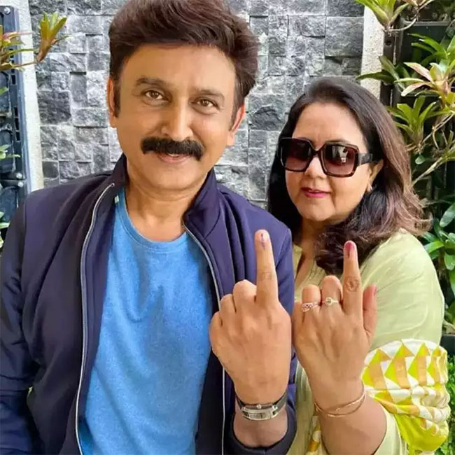 Vote_20for_20Karnataka_20Assembly_20Elections_20pics-10.jpg 10