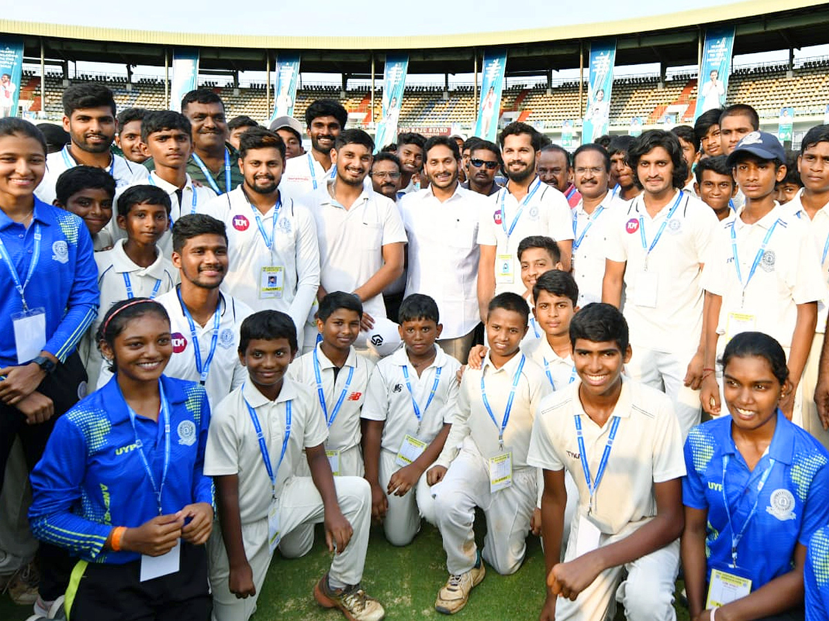 CM_20Jagan_20Visakhapatnam_20Tour_20Photos_16.jpg 20