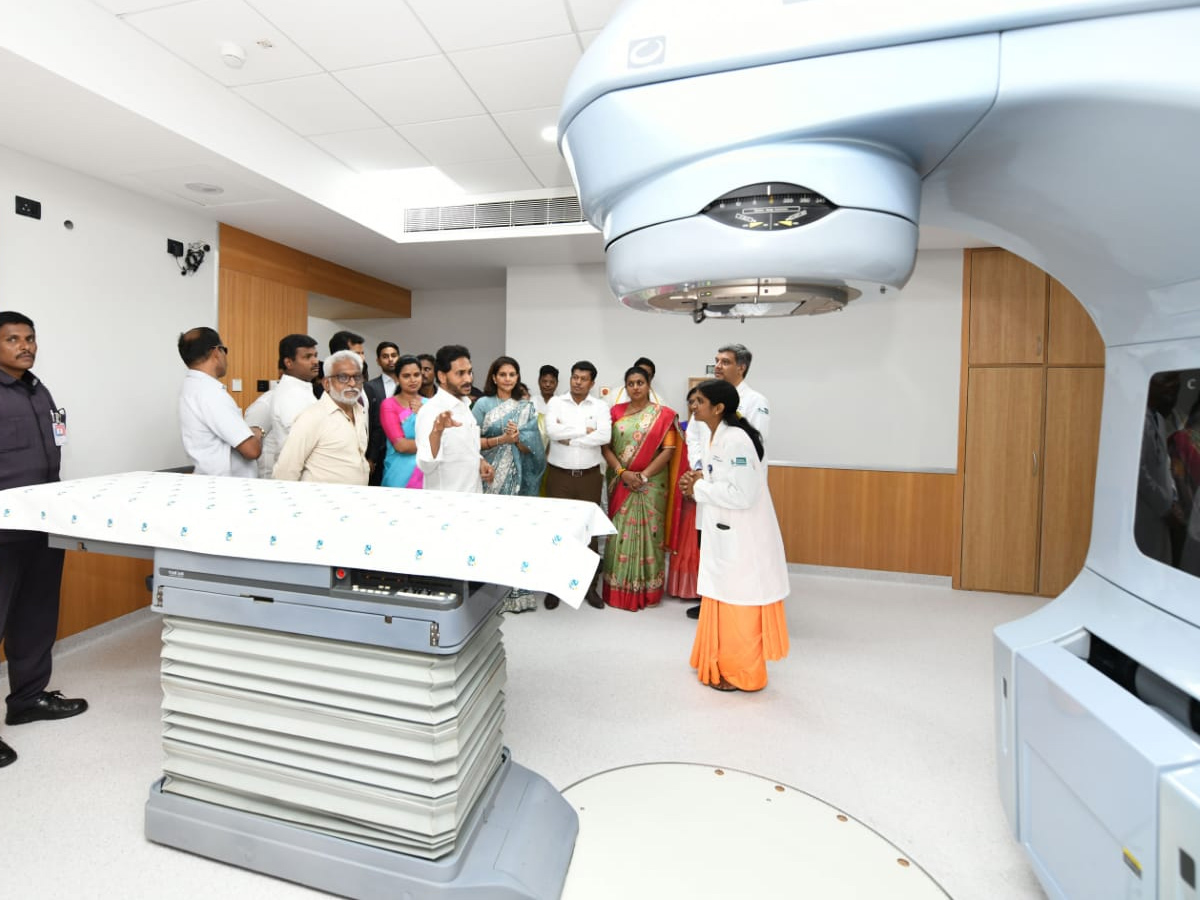 CM_20Jagan_20Visakhapatnam_20Tour_20Photos_5.jpg 2