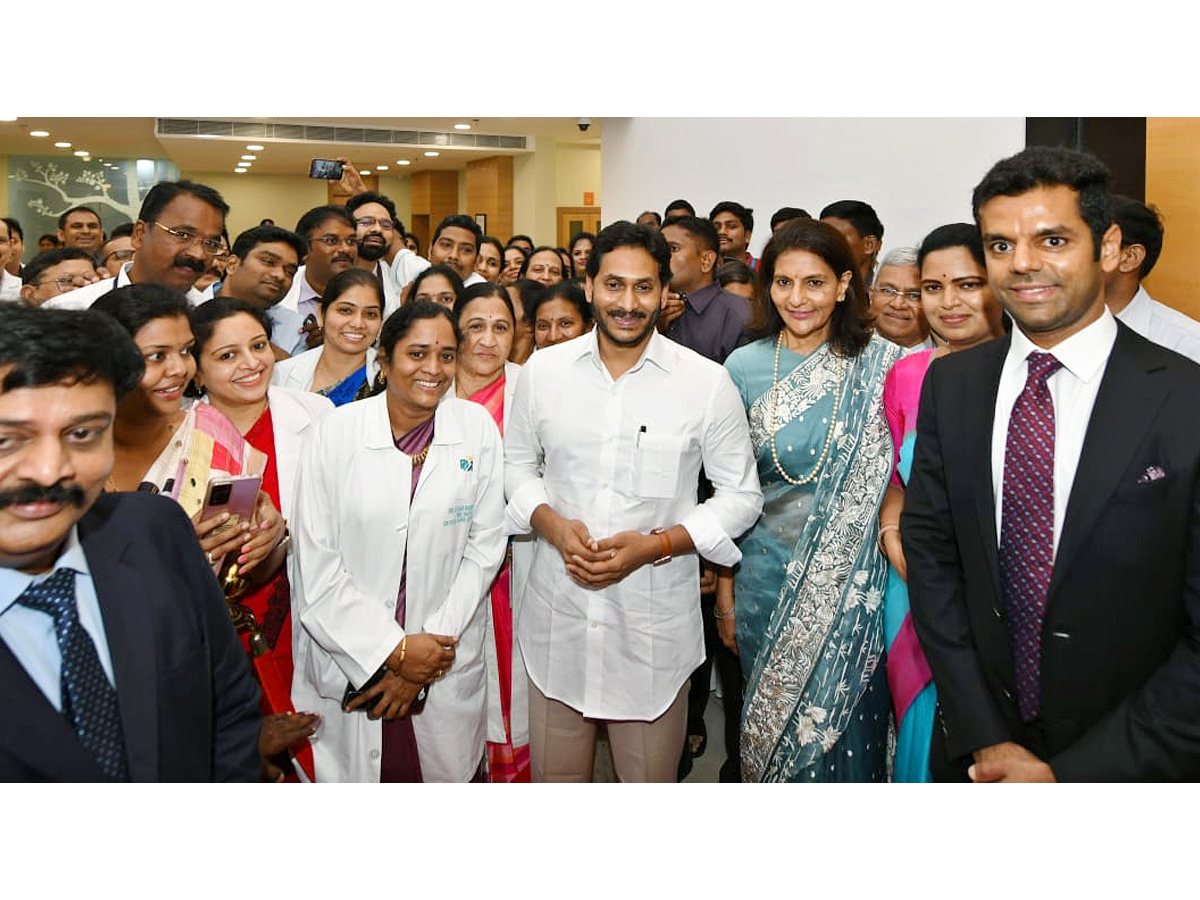 CM_20Jagan_20Visakhapatnam_20Tour_20Photos_7.jpg 4