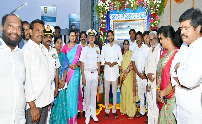 cmysjagan-vizagtour1.jpg