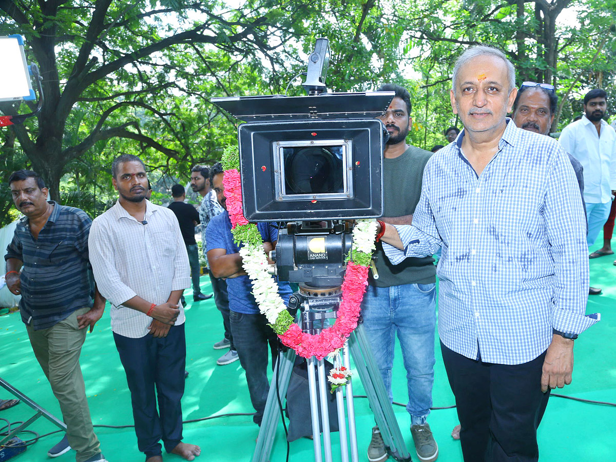 Sudigali_20Sudheer_20New_20Movie_20Opening_20Photos_7.jpg 7