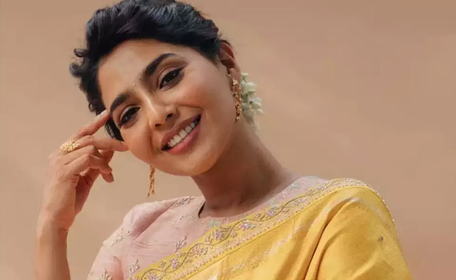 aishwarya-lekshmi.jpg