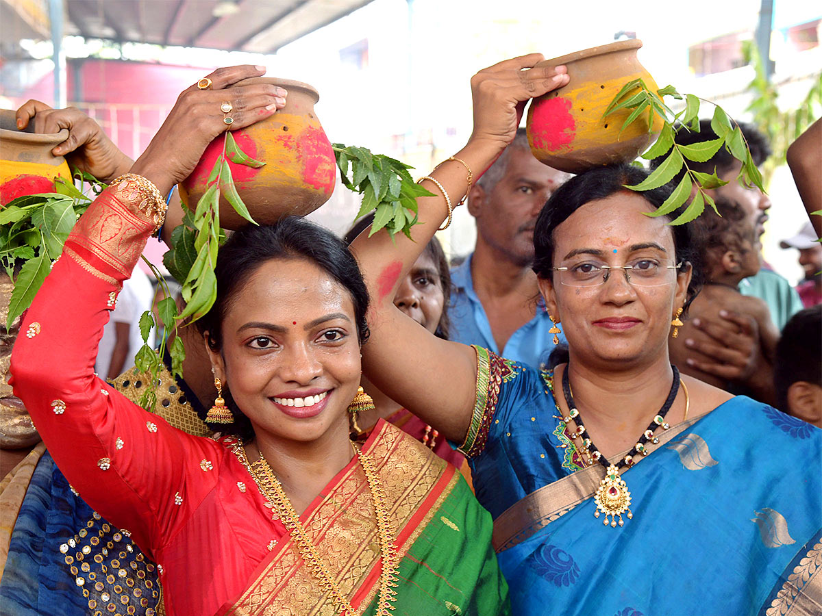 Tirupati_20Gangamma_20Jaatara_202023_20Photos-12.jpg 11